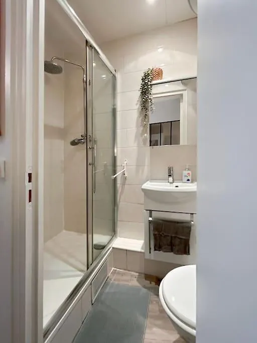 Cocon Urbain Proche Canal Saint-martin Appartamento *
