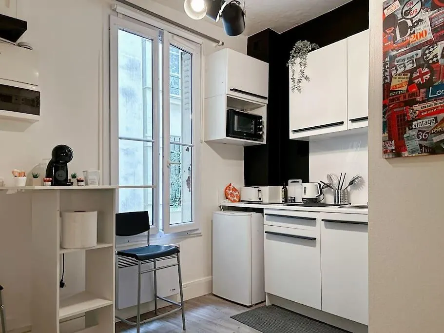 Cocon Urbain Proche Canal Saint-martin Appartamento